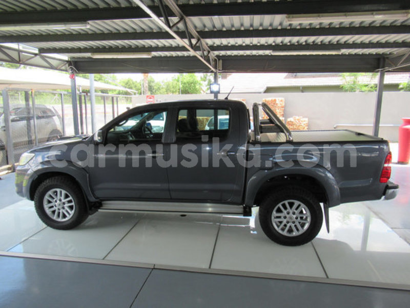 Big with watermark toyota hilux matabeleland south beitbridge 11263