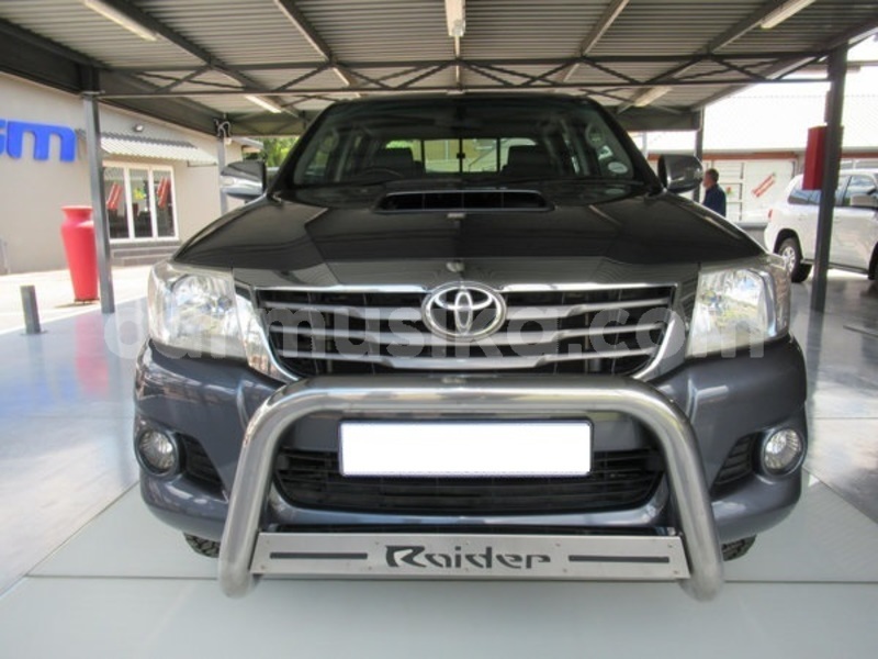 Big with watermark toyota hilux matabeleland south beitbridge 11263