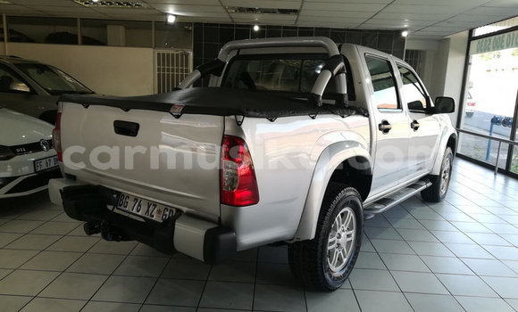 Tenga Tsaru Isuzu KB Sirivha Mota in Beitbridge in Matabeleland South Tenga Tsaru Isuzu KB Sirivha Mota in Beitbridge in Matabeleland South