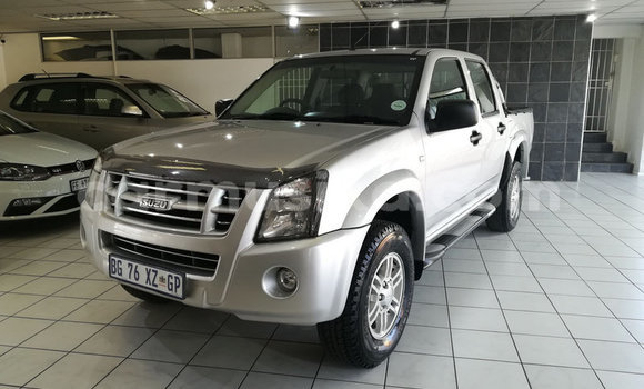 Tenga Tsaru Isuzu KB Sirivha Mota in Beitbridge in Matabeleland South Tenga Tsaru Isuzu KB Sirivha Mota in Beitbridge in Matabeleland South