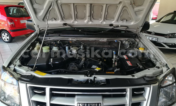 Tenga Tsaru Isuzu KB Sirivha Mota in Beitbridge in Matabeleland South Tenga Tsaru Isuzu KB Sirivha Mota in Beitbridge in Matabeleland South