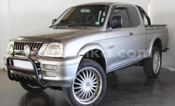 Tenga Tsaru Toyota Hilux Zvimwe Mota in Beitbridge in Matabeleland South Tenga Tsaru Toyota Hilux Zvimwe Mota in Beitbridge in Matabeleland South