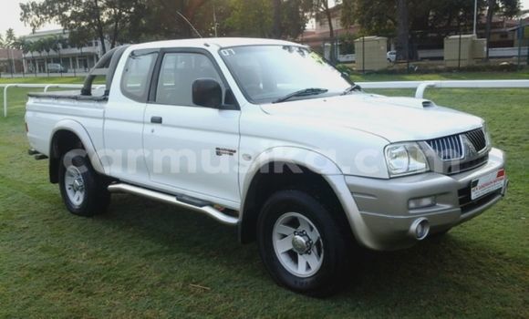 Buy Used Mitsubishi Colt Other Car in Beitbridge in Matabeleland South Buy Used Mitsubishi Colt Other Car in Beitbridge in Matabeleland South