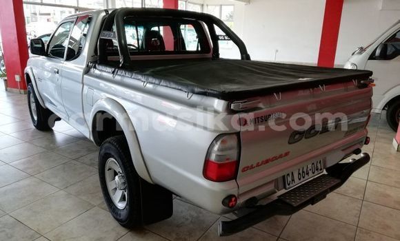 Buy Used Mitsubishi Colt Other Car in Beitbridge in Matabeleland South Buy Used Mitsubishi Colt Other Car in Beitbridge in Matabeleland South