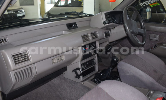 Acheter Occasion Voiture Isuzu KB Vert à Beitbridge, Matabeleland South Acheter Occasion Voiture Isuzu KB Vert à Beitbridge, Matabeleland South