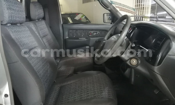 Acheter Occasion Voiture Mitsubishi Colt Gris à Beitbridge, Matabeleland South Acheter Occasion Voiture Mitsubishi Colt Gris à Beitbridge, Matabeleland South