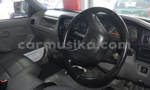 Nunua Ilio tumika Isuzu KB Nyeupe Gari ndani ya Beitbridge nchini Matabeleland Kusini Nunua Ilio tumika Isuzu KB Nyeupe Gari ndani ya Beitbridge nchini Matabeleland Kusini