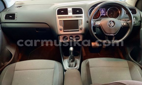 Acheter Occasion Voiture Volkswagen Polo Bleu à Beitbridge, Matabeleland South Acheter Occasion Voiture Volkswagen Polo Bleu à Beitbridge, Matabeleland South