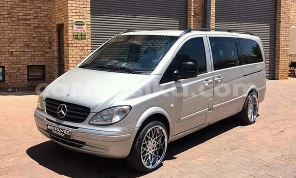 Nunua Ilio tumika Mercedes‒Benz Vito Fedha Gari ndani ya Beitbridge nchini Matabeleland Kusini Nunua Ilio tumika Mercedes‒Benz Vito Fedha Gari ndani ya Beitbridge nchini Matabeleland Kusini