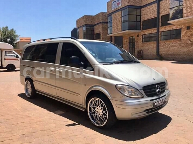 Big with watermark mercedes%e2%80%92benz vito matabeleland south beitbridge 11287