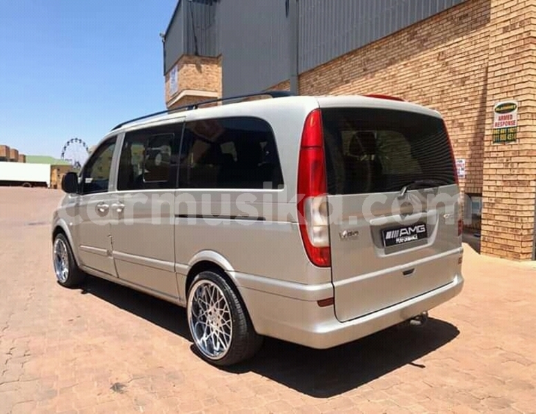 Big with watermark mercedes%e2%80%92benz vito matabeleland south beitbridge 11287