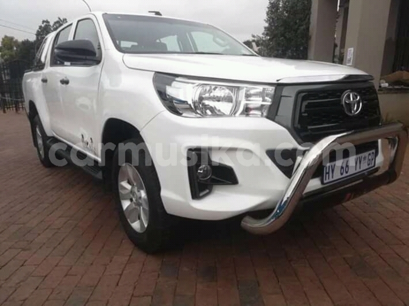 Big with watermark toyota hilux matabeleland south beitbridge 11290