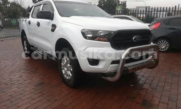 Nunua Ilio tumika Ford Ranger Nyeupe Gari ndani ya Beitbridge nchini Matabeleland Kusini Nunua Ilio tumika Ford Ranger Nyeupe Gari ndani ya Beitbridge nchini Matabeleland Kusini