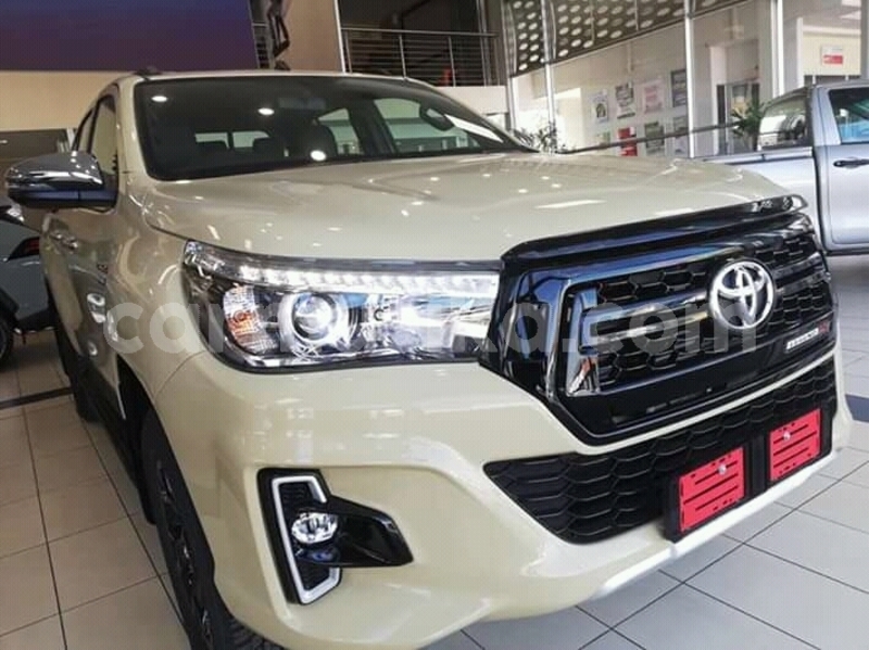 Big with watermark toyota hilux matabeleland south beitbridge 11293