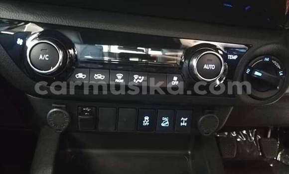 Tenga Tsaru Toyota Hilux Zvimwe Mota in Beitbridge in Matabeleland South Tenga Tsaru Toyota Hilux Zvimwe Mota in Beitbridge in Matabeleland South