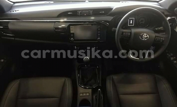 Tenga Tsaru Toyota Hilux Zvimwe Mota in Beitbridge in Matabeleland South Tenga Tsaru Toyota Hilux Zvimwe Mota in Beitbridge in Matabeleland South