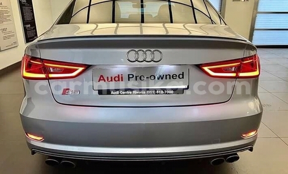 Nunua Ilio tumika Audi S3 Fedha Gari ndani ya Beitbridge nchini Matabeleland Kusini Nunua Ilio tumika Audi S3 Fedha Gari ndani ya Beitbridge nchini Matabeleland Kusini