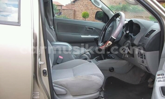 Buy Used Toyota Hilux Other Car in Beitbridge in Matabeleland South Buy Used Toyota Hilux Other Car in Beitbridge in Matabeleland South