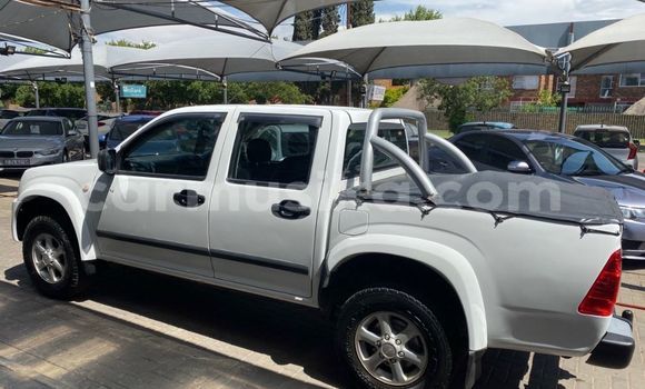 Buy Used Isuzu KB White Car in Beitbridge in Matabeleland South Buy Used Isuzu KB White Car in Beitbridge in Matabeleland South