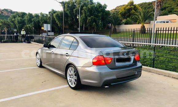Tenga Imported BMW 3–Series Sirivha Mota in Beitbridge in Matabeleland South Tenga Imported BMW 3–Series Sirivha Mota in Beitbridge in Matabeleland South