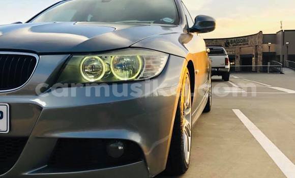 Tenga Imported BMW 3–Series Sirivha Mota in Beitbridge in Matabeleland South Tenga Imported BMW 3–Series Sirivha Mota in Beitbridge in Matabeleland South