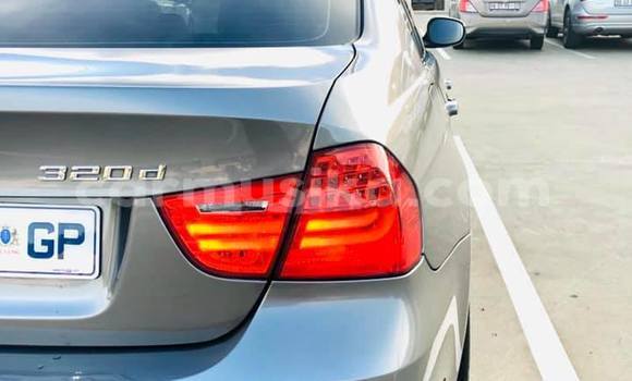 Tenga Imported BMW 3–Series Sirivha Mota in Beitbridge in Matabeleland South Tenga Imported BMW 3–Series Sirivha Mota in Beitbridge in Matabeleland South