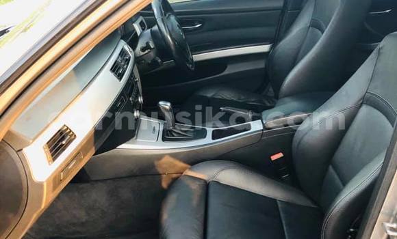 Tenga Imported BMW 3–Series Sirivha Mota in Beitbridge in Matabeleland South Tenga Imported BMW 3–Series Sirivha Mota in Beitbridge in Matabeleland South