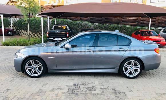 Acheter Occasion Voiture BMW 5–Series Gris à Beitbridge, Matabeleland South Acheter Occasion Voiture BMW 5–Series Gris à Beitbridge, Matabeleland South