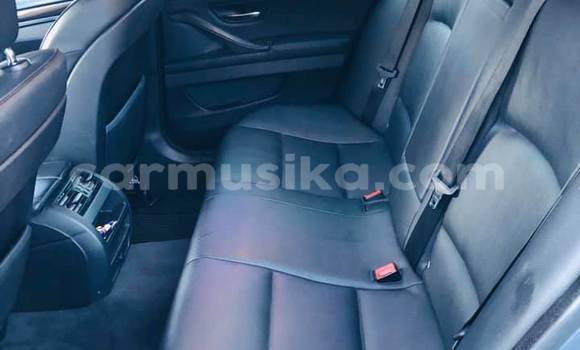 Acheter Occasion Voiture BMW 5–Series Gris à Beitbridge, Matabeleland South Acheter Occasion Voiture BMW 5–Series Gris à Beitbridge, Matabeleland South
