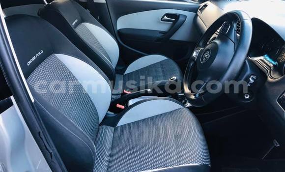 Tenga Tsaru Volkswagen Polo Sirivha Mota in Beitbridge in Matabeleland South Tenga Tsaru Volkswagen Polo Sirivha Mota in Beitbridge in Matabeleland South