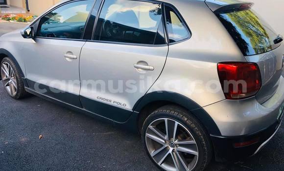 Tenga Tsaru Volkswagen Polo Sirivha Mota in Beitbridge in Matabeleland South Tenga Tsaru Volkswagen Polo Sirivha Mota in Beitbridge in Matabeleland South