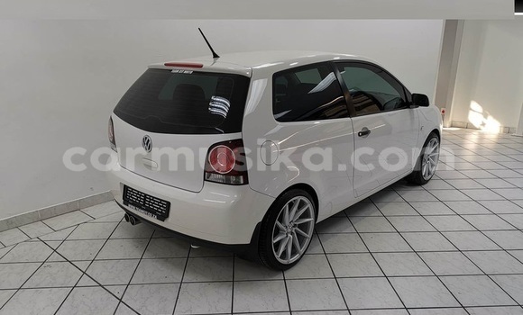 Buy Used Volkswagen Polo White Car in Beitbridge in Matabeleland South Buy Used Volkswagen Polo White Car in Beitbridge in Matabeleland South