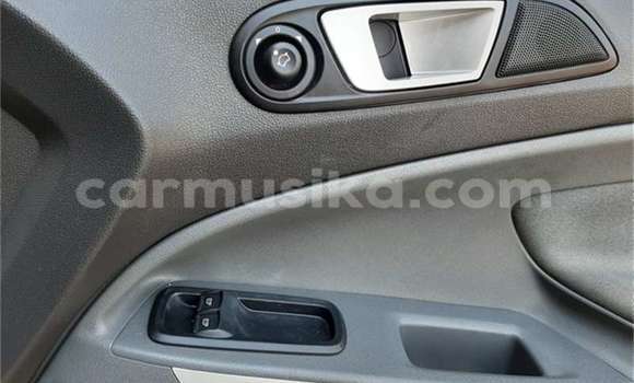 Nunua Ilio tumika Ford EcoSport Nyeupe Gari ndani ya Beitbridge nchini Matabeleland Kusini Nunua Ilio tumika Ford EcoSport Nyeupe Gari ndani ya Beitbridge nchini Matabeleland Kusini