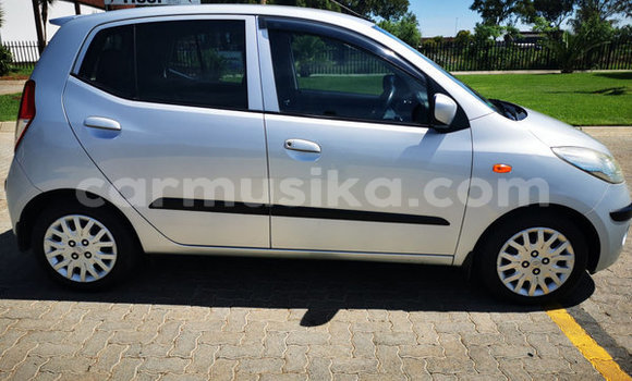 Acheter Occasion Voiture Hyundai i10 Bleu à Beitbridge, Matabeleland South Acheter Occasion Voiture Hyundai i10 Bleu à Beitbridge, Matabeleland South