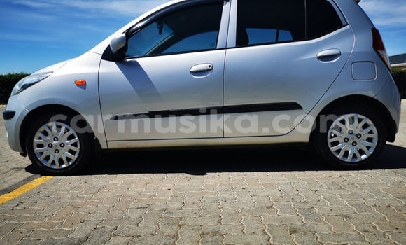 Acheter Occasion Voiture Hyundai i10 Bleu à Beitbridge, Matabeleland South Acheter Occasion Voiture Hyundai i10 Bleu à Beitbridge, Matabeleland South