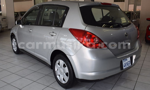 Acheter Occasion Voiture Nissan Tiida Gris à Beitbridge, Matabeleland South Acheter Occasion Voiture Nissan Tiida Gris à Beitbridge, Matabeleland South