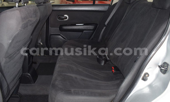 Acheter Occasion Voiture Nissan Tiida Gris à Beitbridge, Matabeleland South Acheter Occasion Voiture Nissan Tiida Gris à Beitbridge, Matabeleland South