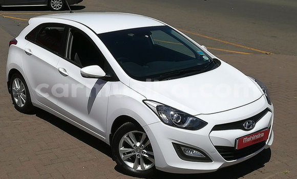 Buy Used Hyundai i30 White Car in Beitbridge in Matabeleland South Buy Used Hyundai i30 White Car in Beitbridge in Matabeleland South