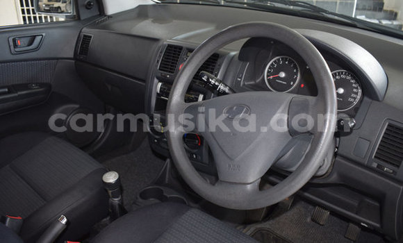 Acheter Occasion Voiture Hyundai Getz Bleu à Beitbridge, Matabeleland South Acheter Occasion Voiture Hyundai Getz Bleu à Beitbridge, Matabeleland South