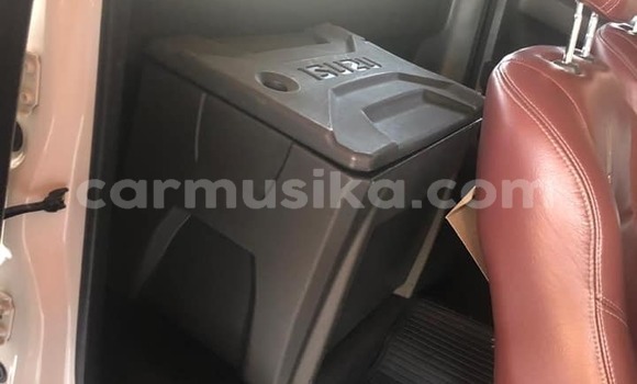 Tenga Tsaru Isuzu KB Chena Mota in Beitbridge in Matabeleland South Tenga Tsaru Isuzu KB Chena Mota in Beitbridge in Matabeleland South