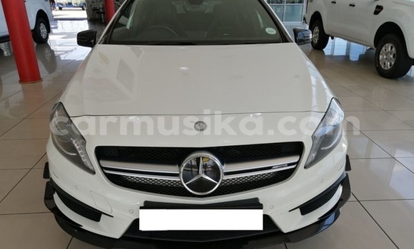 Acheter Occasion Voiture Mercedes‒Benz A–Class Blanc à Beitbridge, Matabeleland South Acheter Occasion Voiture Mercedes‒Benz A–Class Blanc à Beitbridge, Matabeleland South