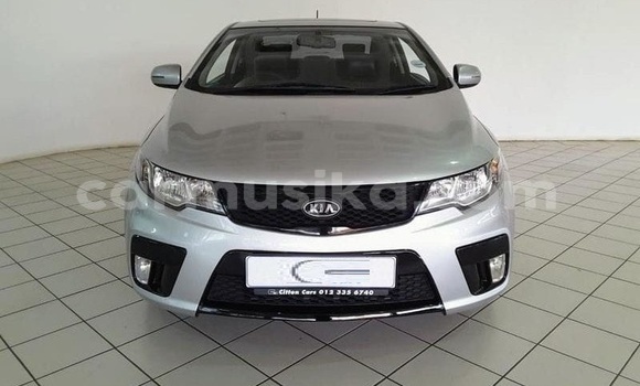 Buy Used Kia Cerato Silver Car in Beitbridge in Matabeleland South Buy Used Kia Cerato Silver Car in Beitbridge in Matabeleland South