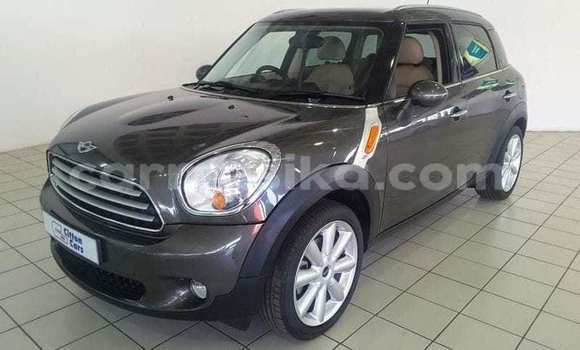 Nunua Ilio tumika MINI Cooper Brown Gari ndani ya Beitbridge nchini Matabeleland Kusini Nunua Ilio tumika MINI Cooper Brown Gari ndani ya Beitbridge nchini Matabeleland Kusini