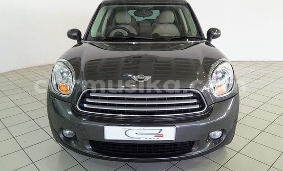 Nunua Ilio tumika MINI Cooper Brown Gari ndani ya Beitbridge nchini Matabeleland Kusini Nunua Ilio tumika MINI Cooper Brown Gari ndani ya Beitbridge nchini Matabeleland Kusini