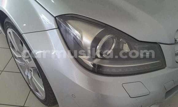 Tenga Tsaru Mercedes‒Benz C–Class Sirivha Mota in Beitbridge in Matabeleland South Tenga Tsaru Mercedes‒Benz C–Class Sirivha Mota in Beitbridge in Matabeleland South