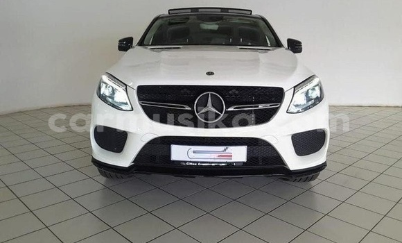 Nunua Ilio tumika Mercedes‒Benz G-klasse AMG Nyeupe Gari ndani ya Beitbridge nchini Matabeleland Kusini Nunua Ilio tumika Mercedes‒Benz G-klasse AMG Nyeupe Gari ndani ya Beitbridge nchini Matabeleland Kusini