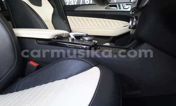 Nunua Ilio tumika Mercedes‒Benz G-klasse AMG Nyeupe Gari ndani ya Beitbridge nchini Matabeleland Kusini Nunua Ilio tumika Mercedes‒Benz G-klasse AMG Nyeupe Gari ndani ya Beitbridge nchini Matabeleland Kusini