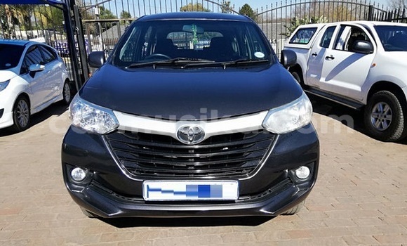 Buy Used Toyota Avanza Brown Car in Beitbridge in Matabeleland South Buy Used Toyota Avanza Brown Car in Beitbridge in Matabeleland South
