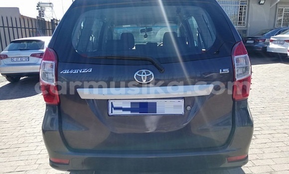 Buy Used Toyota Avanza Brown Car in Beitbridge in Matabeleland South Buy Used Toyota Avanza Brown Car in Beitbridge in Matabeleland South
