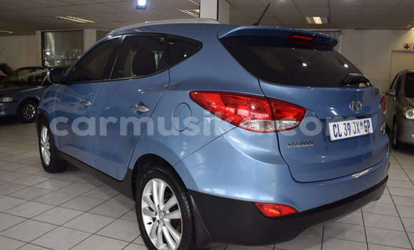 Acheter Occasion Voiture Hyundai ix35 Bleu à Beitbridge, Matabeleland South Acheter Occasion Voiture Hyundai ix35 Bleu à Beitbridge, Matabeleland South